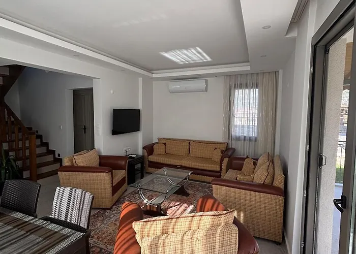 Escape From The - Detached House With Garden In Incirkoey *